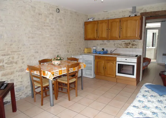 Maison En Pierre Port-en-Bessin-Huppain